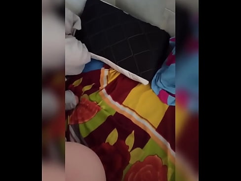 ❤️ Minu toakaaslane jääb üksi koju, sest tema abikaasa läheb puhkusele ja ma kasutan võimalust teda nussida ja täita tema perse piimaga Porno at et.porn-evooli.ru ❌️