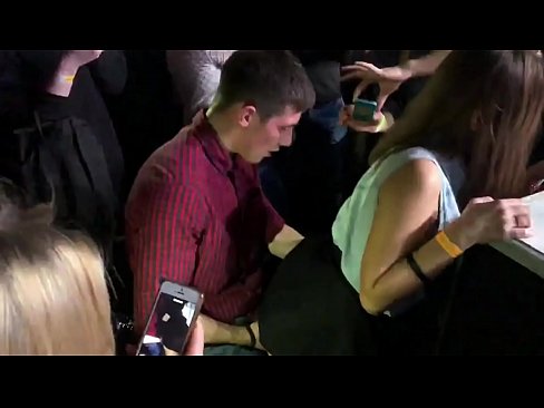 ❤️ Tõeline seks vene ööklubis. 18-aastane vene tüdruk anusesse ja tuppe keppimine ööklubis Porno at et.porn-evooli.ru ❌️